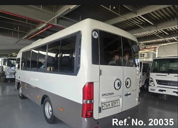  Hyundai / New County Stock No. 20035